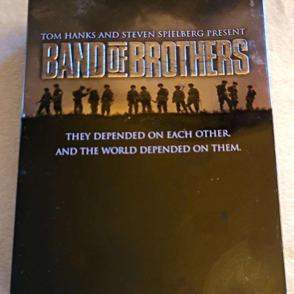 Band of Brothers DVD Tin Set 6-Disc Box Set Collector's Edition Very Good Cond